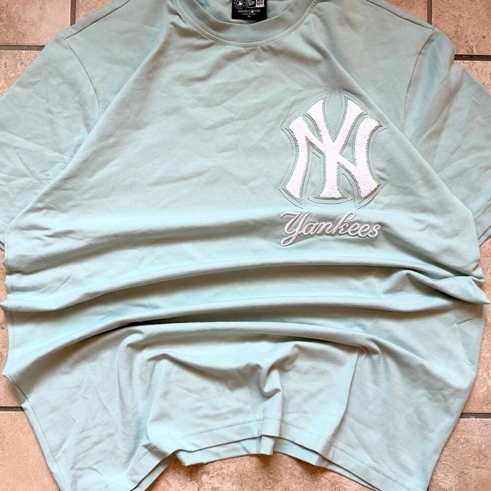MLB Genuine Merchandise x New Era New York Yankees Mint T Shirt - Size XL